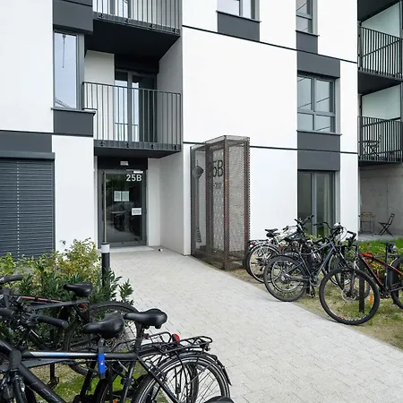 Nowoczesny Dla 2 Doroslych I 2 Dzieci Parking By Renters Apartment