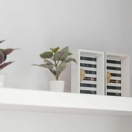 아파트 Nowoczesny Dla 2 Doroslych I 2 Dzieci Parking By Renters 포즈난